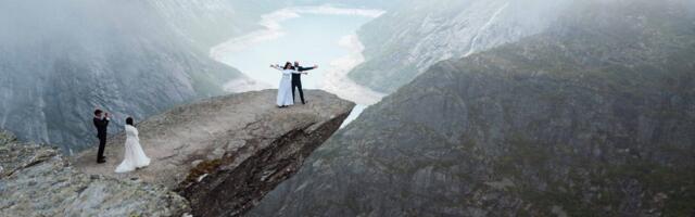 An Anthropic employee built an AI wedding site. Then an angry emoji went viral.