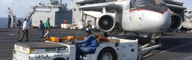 What Are Tow Tractors And Why Do Aircraft Carriers Have Them?
