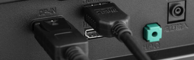 Why Most Smart TVs Don't Use DisplayPort (Even Though It Beats HDMI)