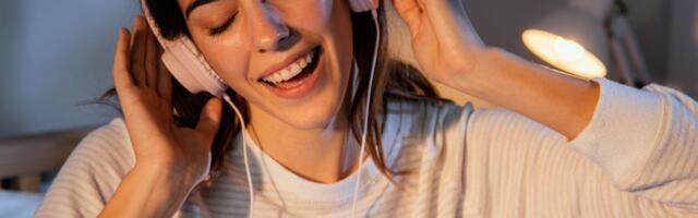 Supermusic AI is your fast track to songwriting