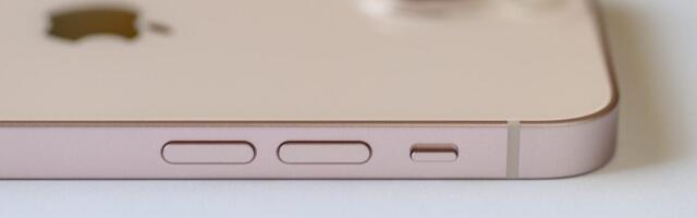 Apple's Next Big Move: iPhone 20 Reportedly Could Ditch Every Physical Button Apple's Next Big Move: iPhone 20 Reportedly Could Ditch Every Physical Button