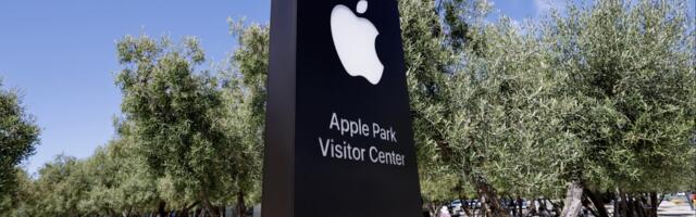 Apple set to boost US investment plans by $100bn, says White House