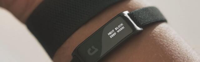 The Jaye Band is 'the world’s most discreet minimalist smartwatch' and wants to save you from your smartphone addiction