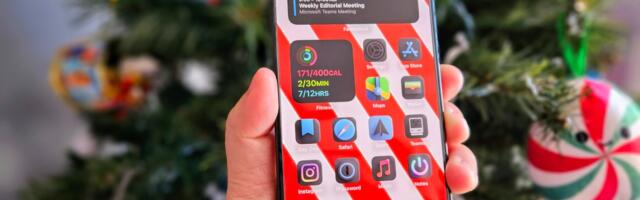 Best apps to get your phone Christmas ready