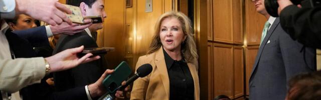 US senators reintroduce bill to open Apple and Google's app stores