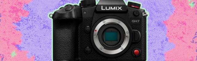 Score $402 off the Panasonic LUMIX GH7 Mirrorless Camera before it completely sells out