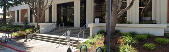 Bay Area real estate deal tied to LinkedIn hints at wobbly real market