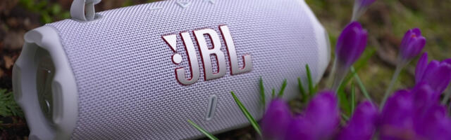 The JBL Charge 6 Bluetooth speaker is $50 cheaper in this Amazon deal