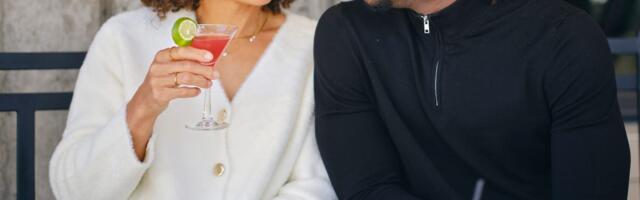 7 mistakes you should never make on a first date, according to etiquette experts