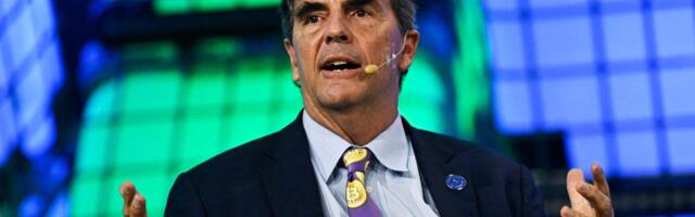 Billionaire VC Tim Draper says OpenAI is the AOL of the AI boom