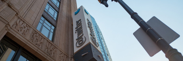 Twitter warns developers that their private keys and account tokens may have been exposed
