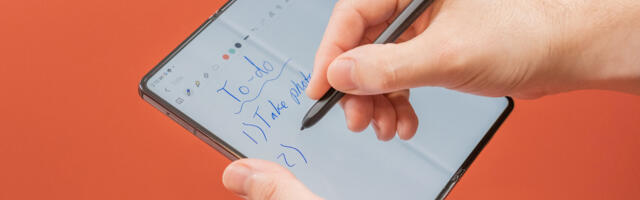 Thin Galaxy Z Fold or S Pen support? Samsung doesn’t want you to choose.