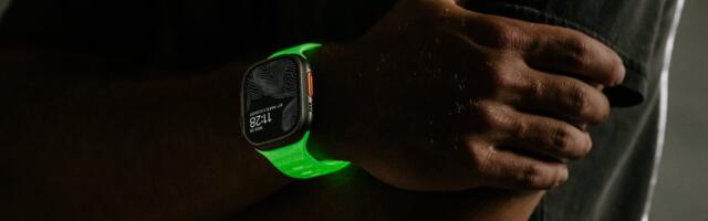 Nomad Launches New Glow in the Dark Sport Band for Apple Watch