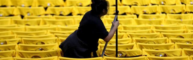 Editorial: California voters should OK modest minimum-wage increase