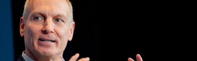 Booking Holdings’ CEO Is Hedging His AI Bets