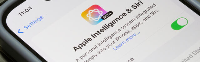 15 Things You Should Never Ask Siri