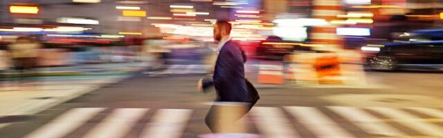 5 Reasons Why Your Phone Is Taking Blurry Photos At Night (And How To Fix It)