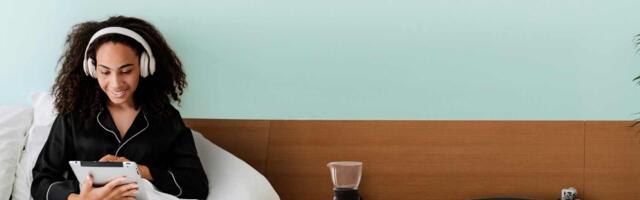 A turquoise turntable designed for Bluetooth? If anyone can do it, TEAC can