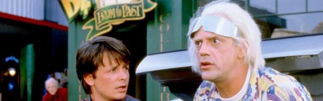 Robert Zemeckis Really Wants to Direct a Back to the Future: The Musical Adaptation