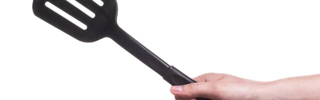 Embarrassing Math Error ‘Scared the Pants Off People’ Over Toxic Black Kitchenware