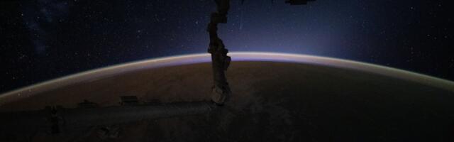 Watch a bright comet photobomb the sun on a space weather camera