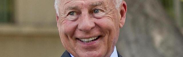 Californina celebrity lawyer Tom Girardi found competent to stand trial for alleged client thefts
