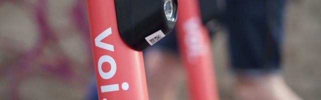 Voi research claims escooters can boost public transport use