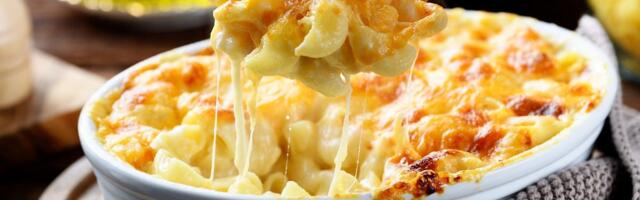 This is the only mac and cheese recipe you need for Super Bowl weekend