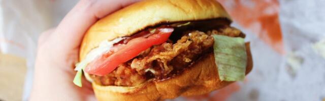 I tried chicken sandwiches from 5 fast-food chains. The best one surprised me.