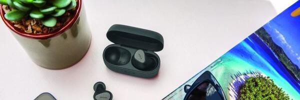 Jabra’s $99 Elite 4 Earbuds Now Out, Feature All the Necessities