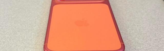A number of early iPhone 17 Pro adopters face decolorization issues