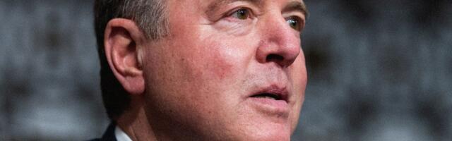 Senators Urge Top Regulator to Stay Out of Prediction Market Lawsuits