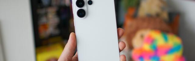 Galaxy S26 Ultra Review: Slim, Smart, and Crazy Battery Life