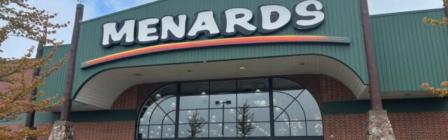 What it's like to shop at Menards, the Midwest home-improvement chain owned by a Wisconsin billionaire