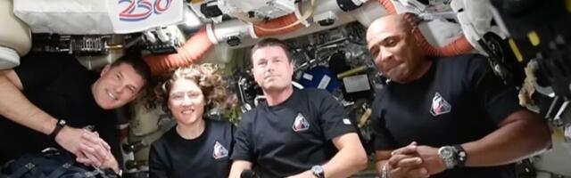 Trump’s Congratulatory Call With the Artemis 2 Astronauts Was Painfully Awkward