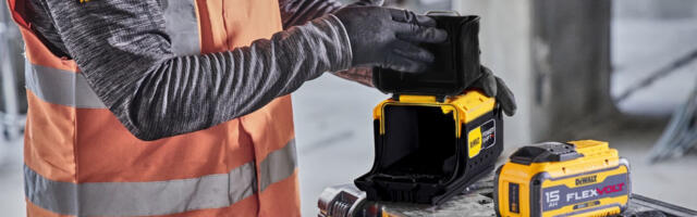DeWalt's New Adapter Lets You Use Flexvolt Batteries On Powershift Tools