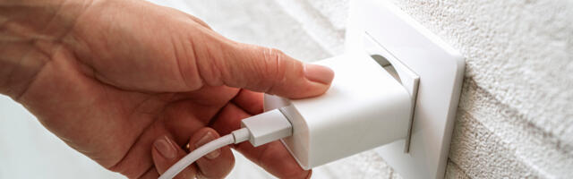 How Many Devices Is Too Many For One Outlet? Here's The Safety Cutoff