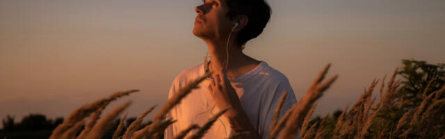Why are people ditching wireless earbuds, and are wired headphones really making a comeback?