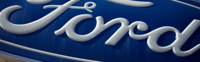 Ford recalls over 550,000 pickups because transmission can suddenly downshift to 1st
