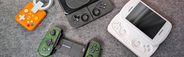 This new kind of controller fixed mobile games for me, and I’m never looking back