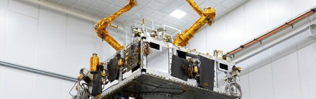 New US space robot with arms could one day 'close-combat' enemy satellites to mitigate space debris