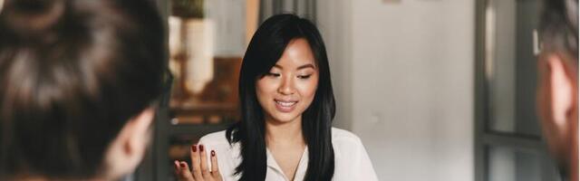 The 13 Things You Should Never Do In a Job Interview (But Everyone Does Anyway)