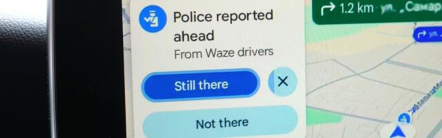 Google Maps finally pushes Waze reports to Android Auto
