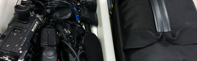 You Really Shouldn't Put Expensive Tech In Airport TSA Bins - Here's Why