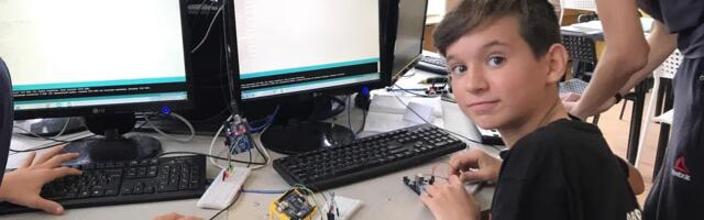 9 лет эволюции занятий робототехники в моей детской школе