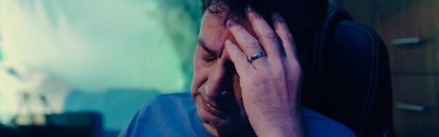 Psychology says people who reach their 40s and 50s feeling lonely aren’t socially broken — they’re often the ones who poured the most into careers, caregiving, and keeping others afloat, and simply ran out of room for themselves