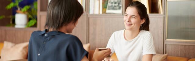 Psychology says if someone asks you these 8 questions within minutes of meeting, they have poor social awareness