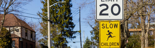 What's The Difference Between Yellow And White Speed Limit Signs?