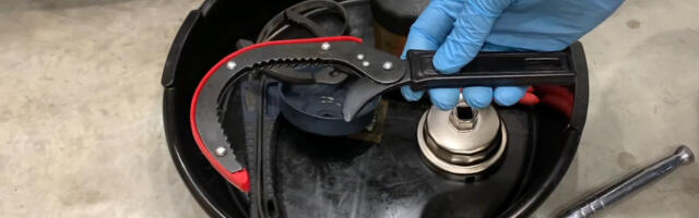 5 Handy Garage Tools That Help Keep Car Repairs Simple