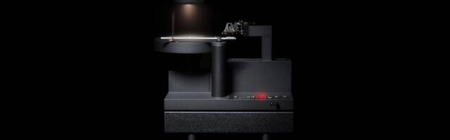 Sick of scrounging in thrift stores for LPs or paying $40 for a new album? This pro vinyl cutter lets you make your own — but it's an absolute beast